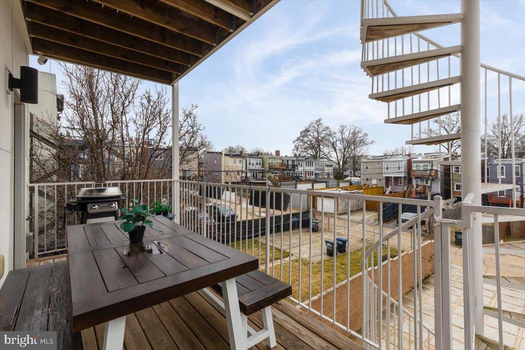 1151 OATES STREET NE Unit: 3