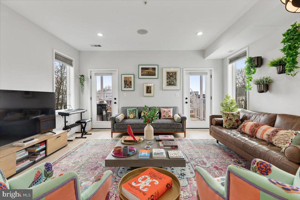 1151 OATES STREET NE Unit: 3