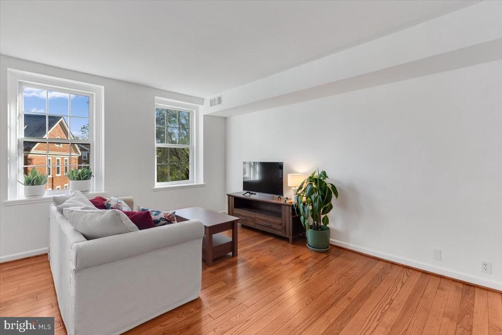 3711 39TH STREET NW Unit: C189