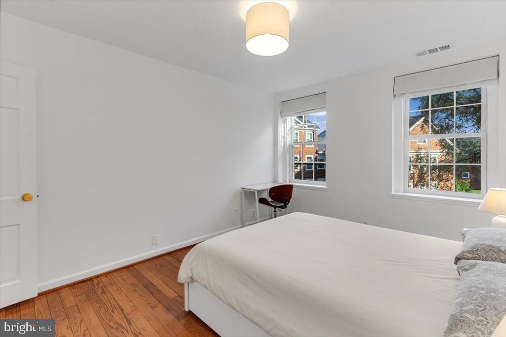 3711 39TH STREET NW Unit: C189