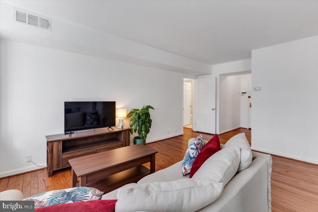 3711 39TH STREET NW Unit: C189