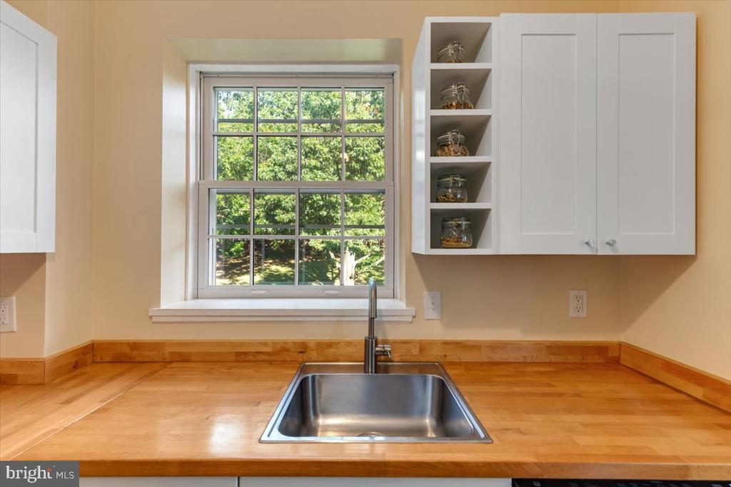 3711 39TH STREET NW Unit: C189