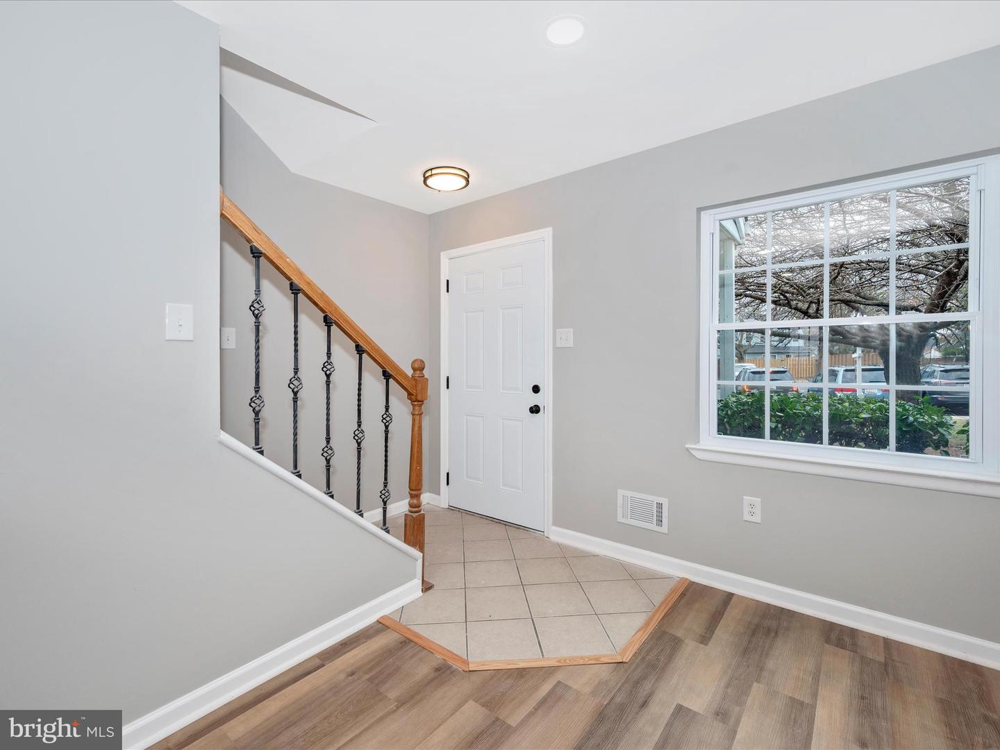 6854 Carnation Cir