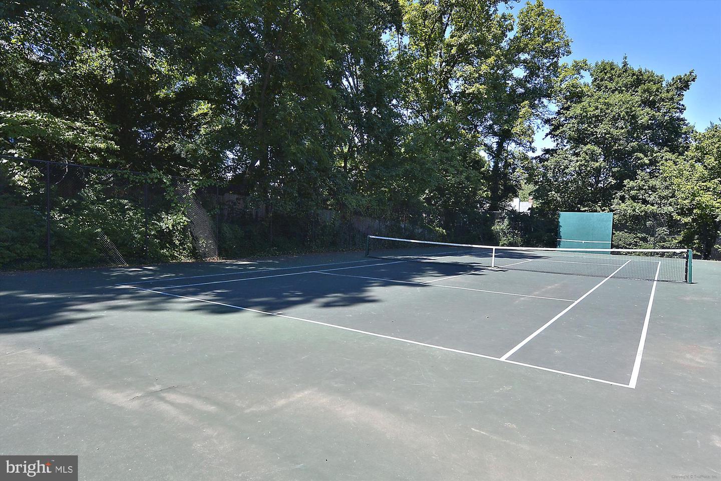 3908 MONTROSE DRIVEWAY
