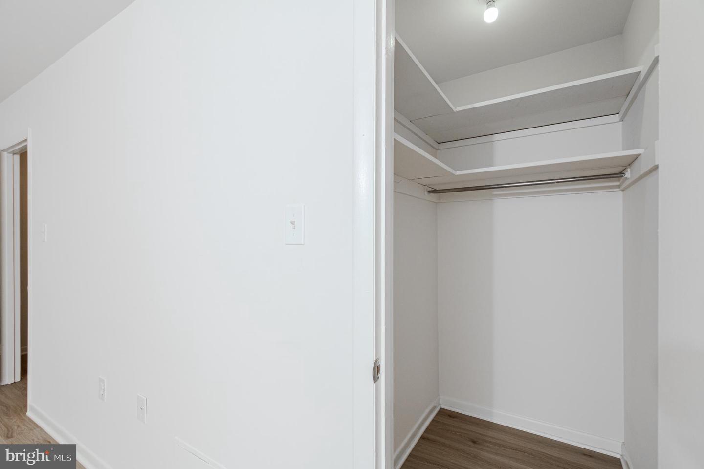 10670 WEYMOUTH STREET Unit: 204