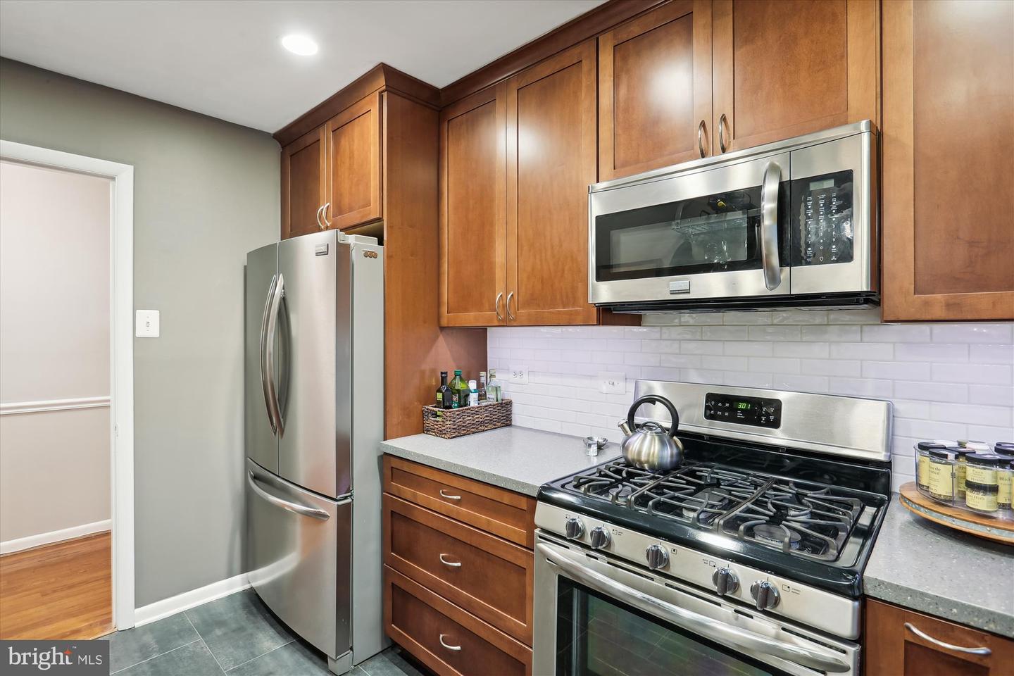 10613 KENILWORTH AVENUE Unit: 103