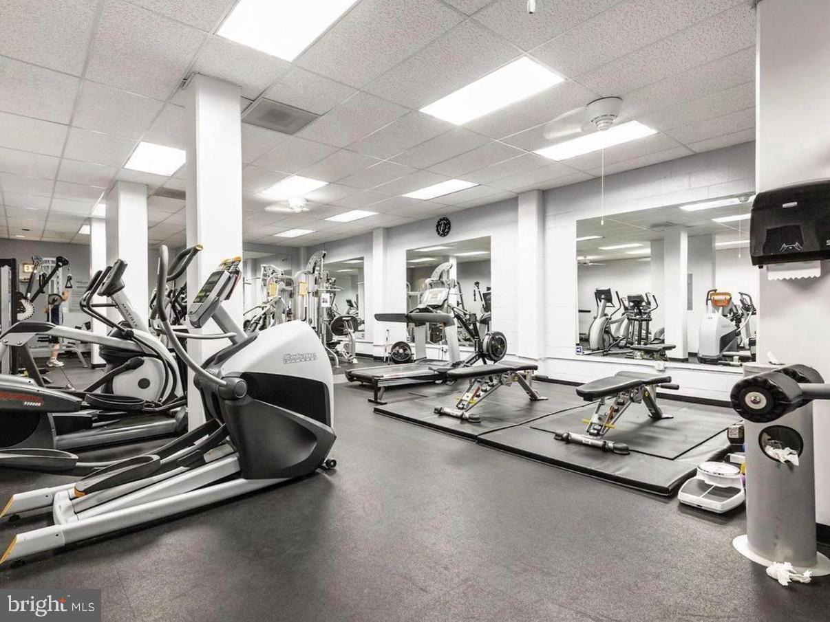 4515 WILLARD AVE #1217S