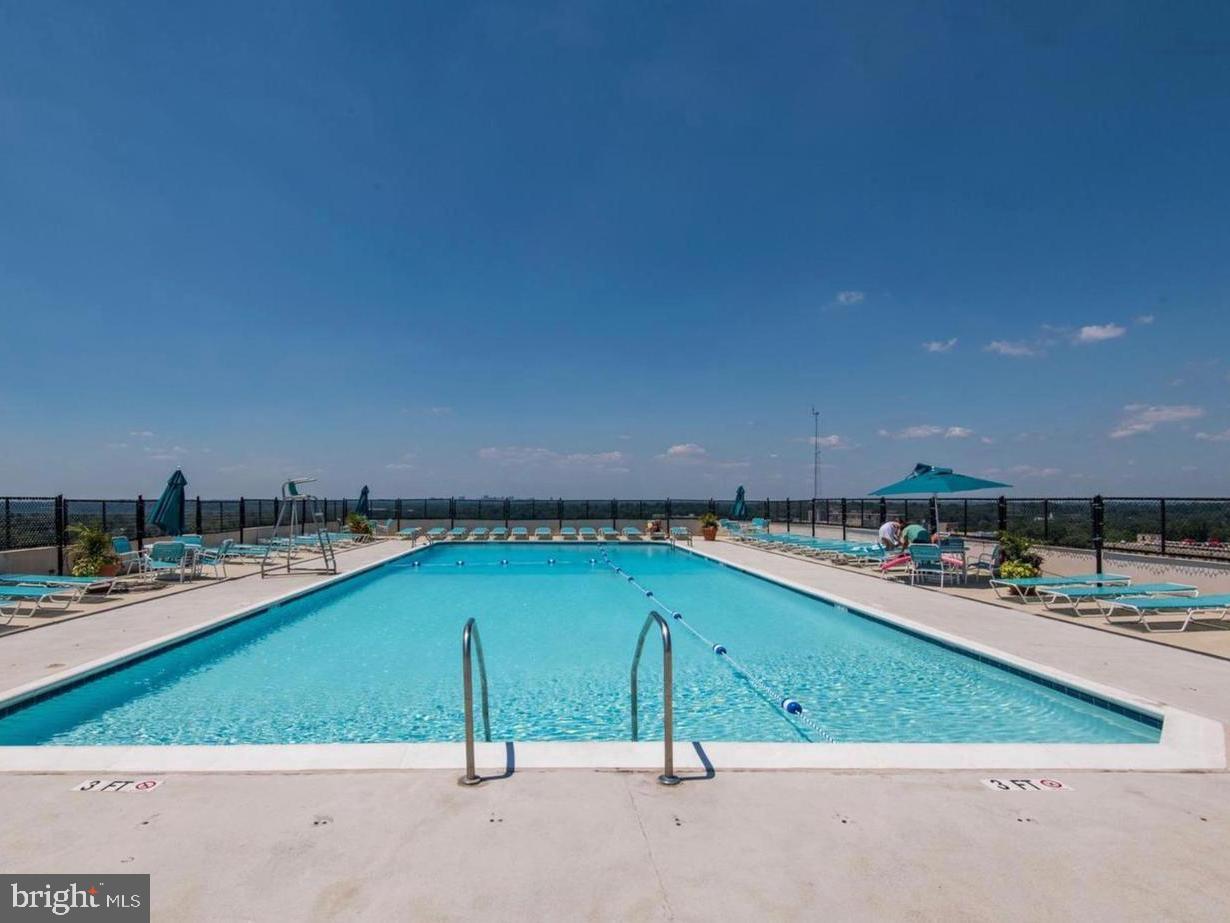 4515 WILLARD AVE #1217S