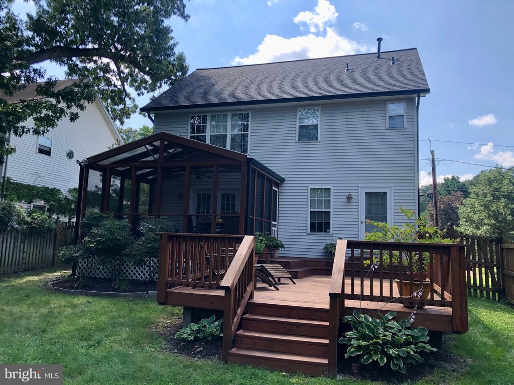 808 Colby Ave