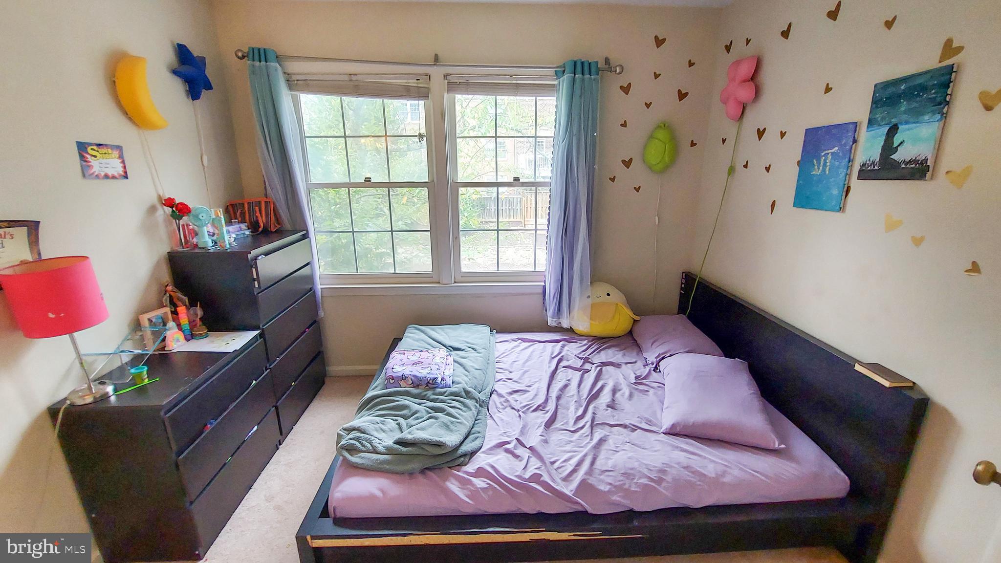 1951 HICKORY HILL LN