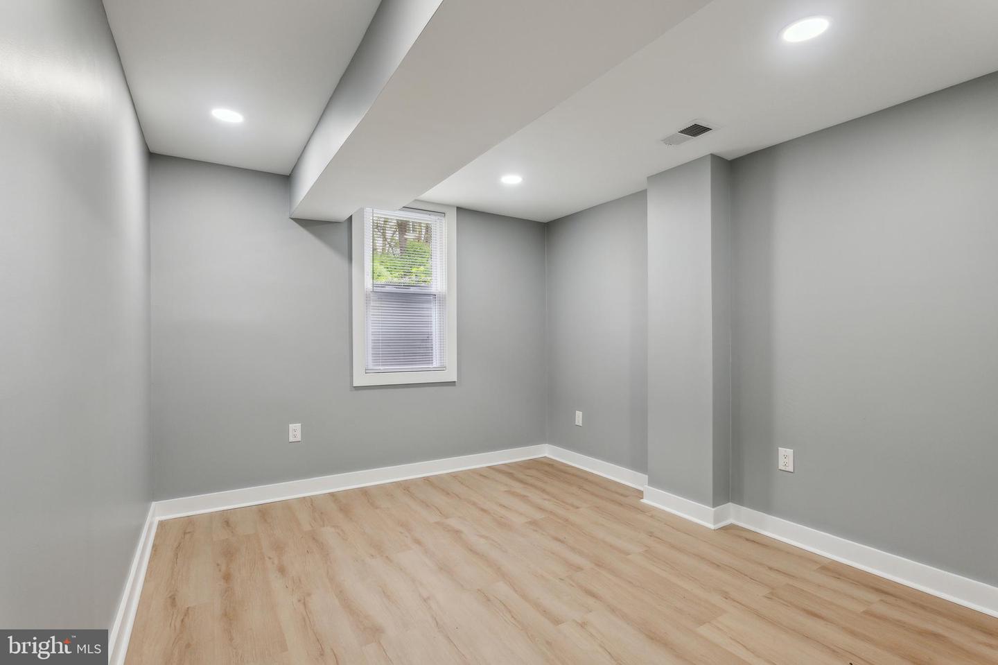814 Burdette Rd