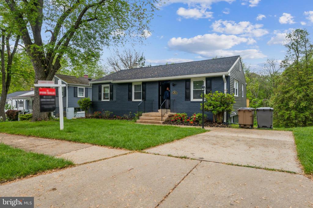 814 Burdette Rd