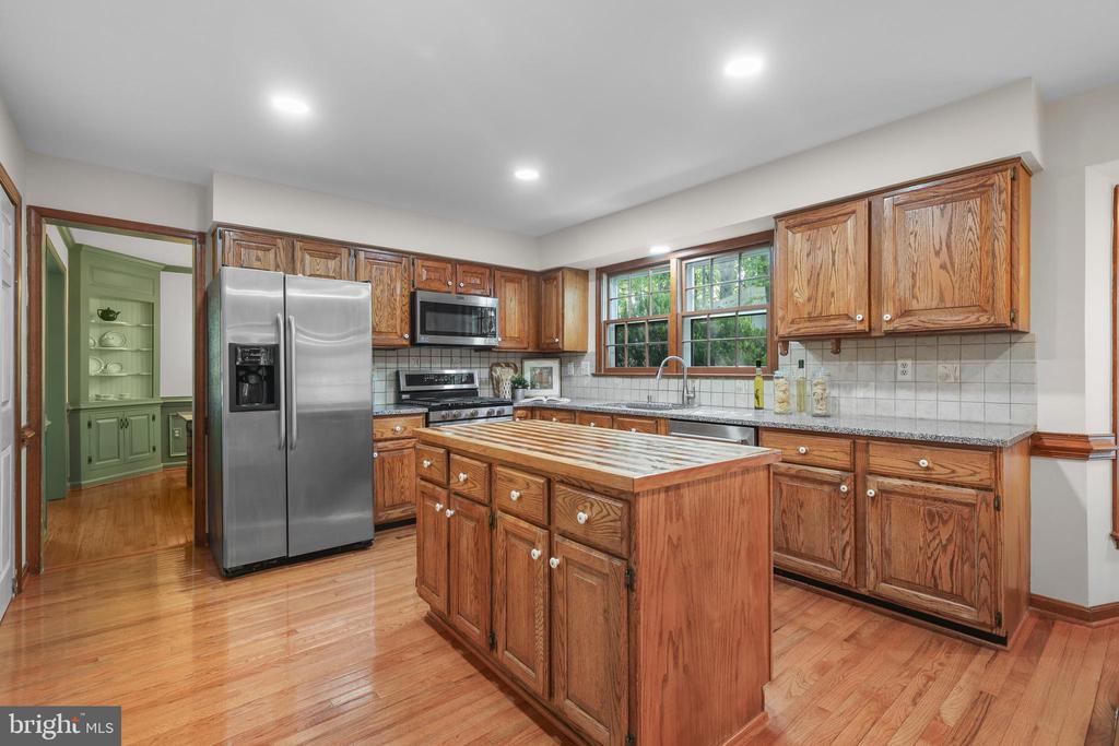13423 Rippling Brook Dr