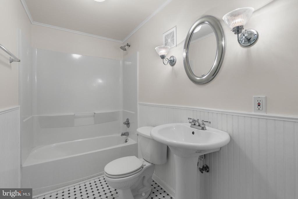 13423 Rippling Brook Dr