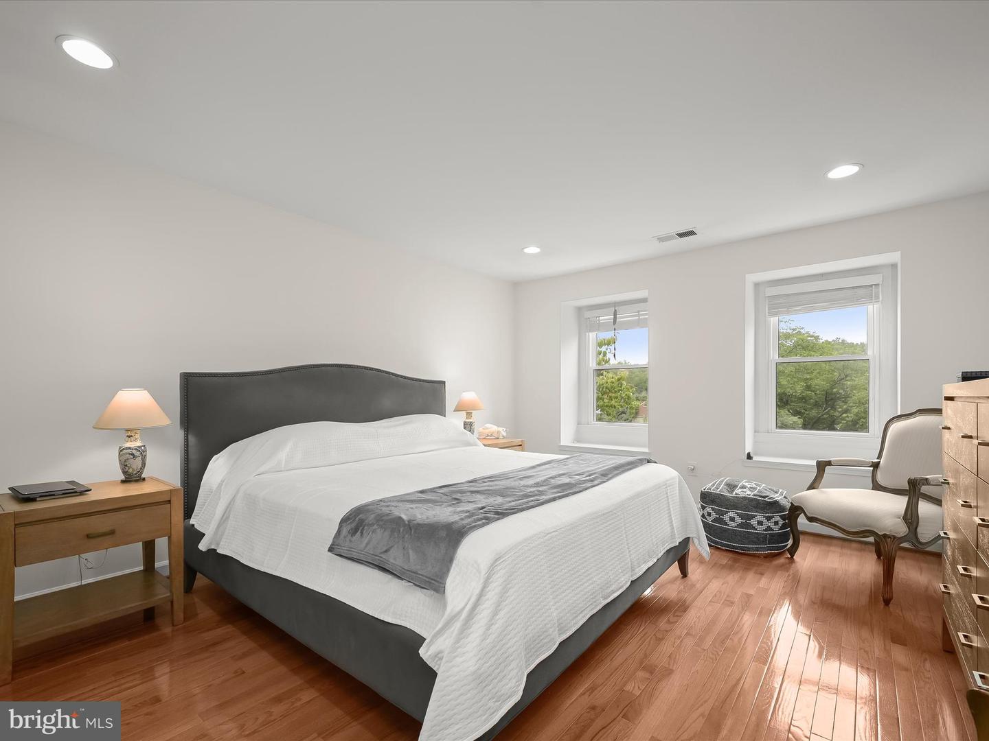 7704 ZULIMA CT