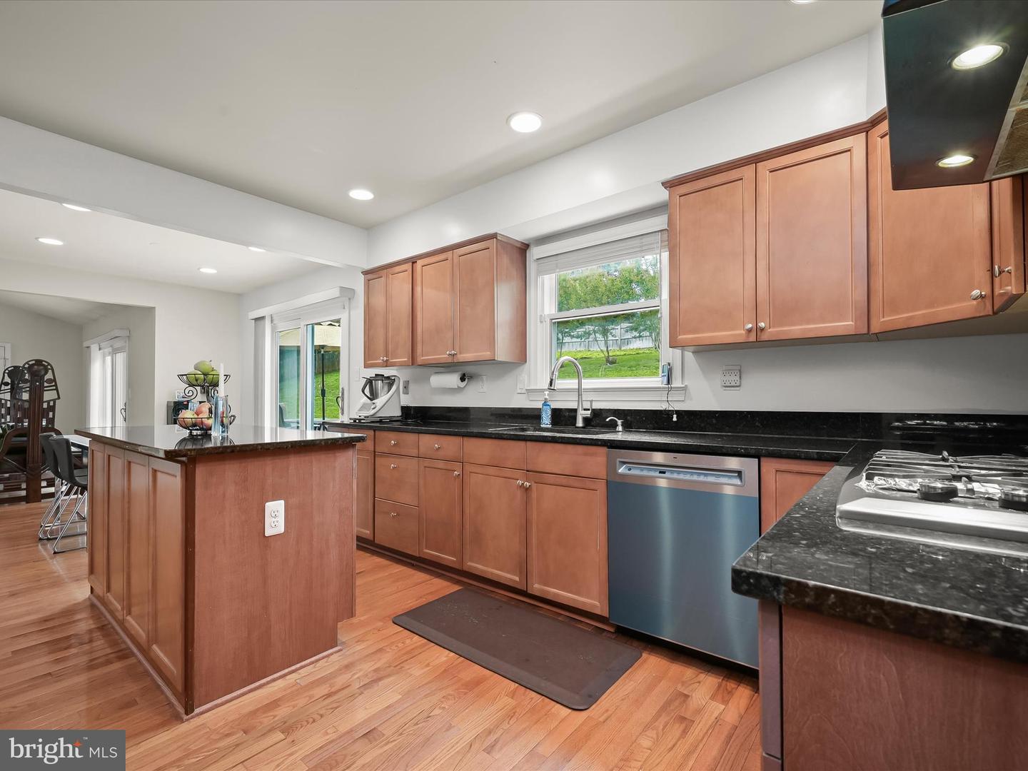 7704 ZULIMA CT