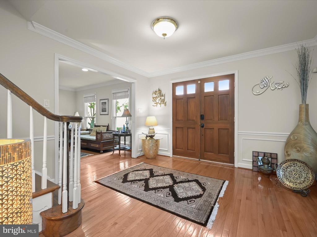 7704 ZULIMA CT