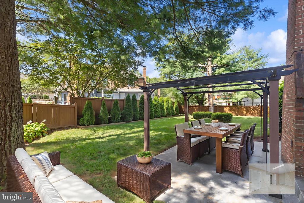 208 BRISTOL DOWNS DRIVE