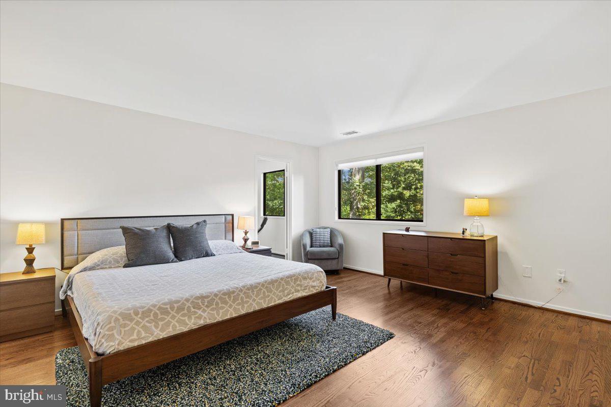 9411 FERNWOOD ROAD