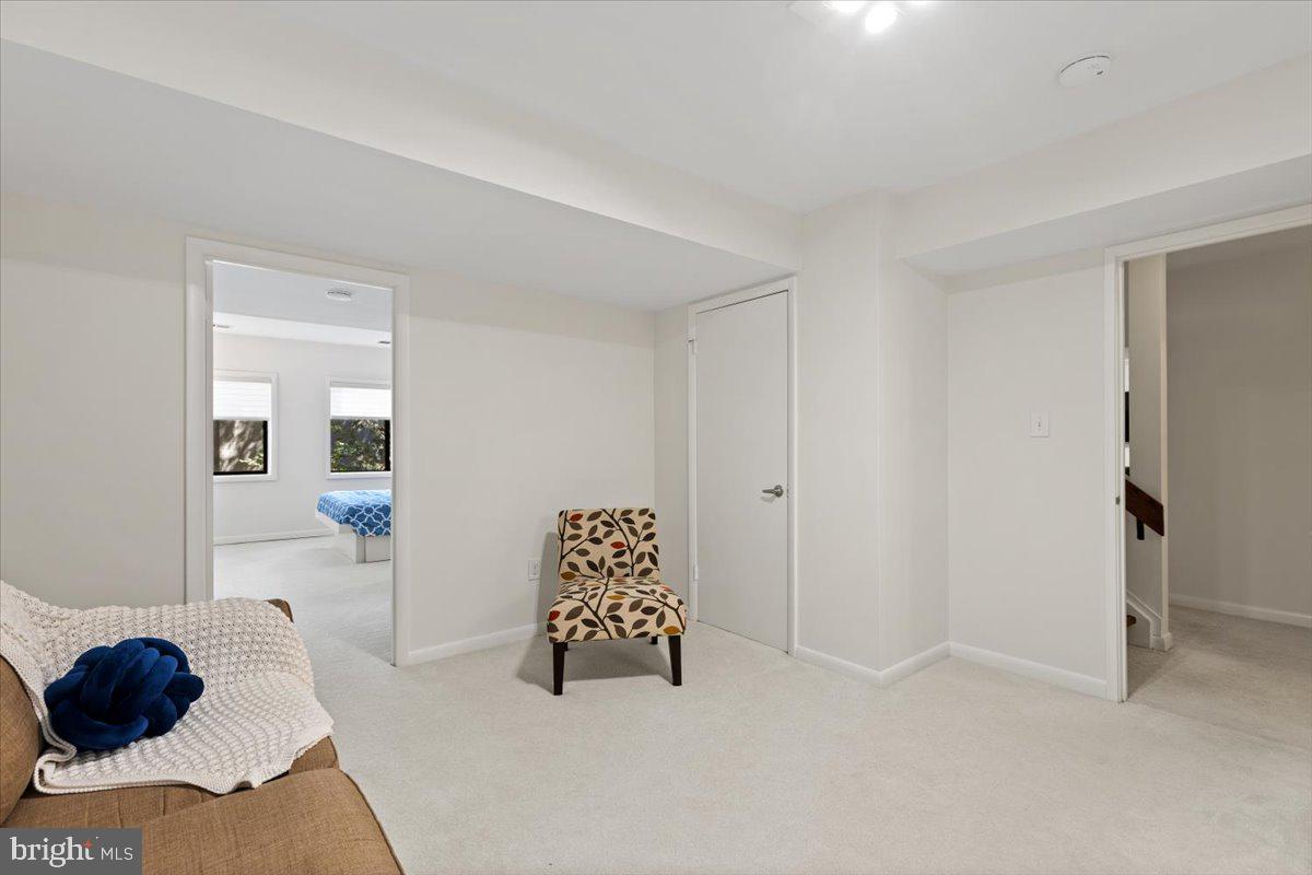 9411 FERNWOOD ROAD