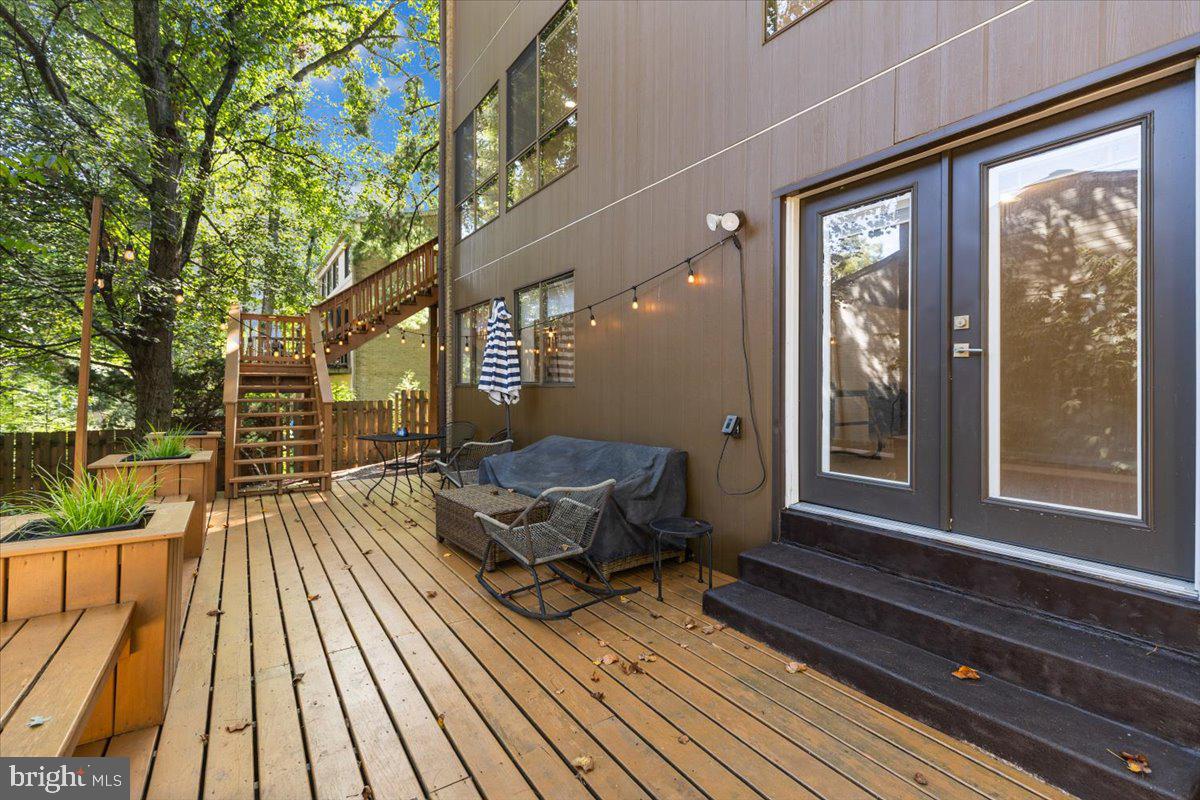 9411 FERNWOOD ROAD