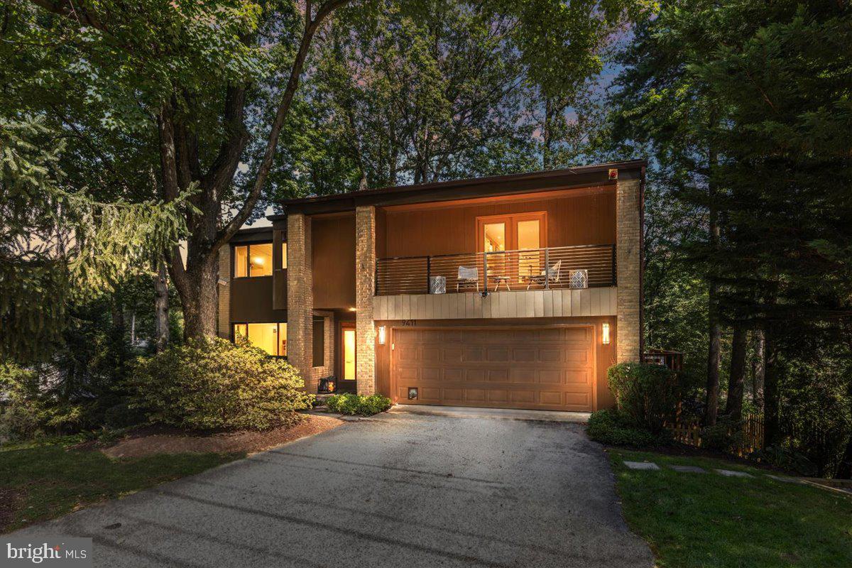 9411 FERNWOOD ROAD