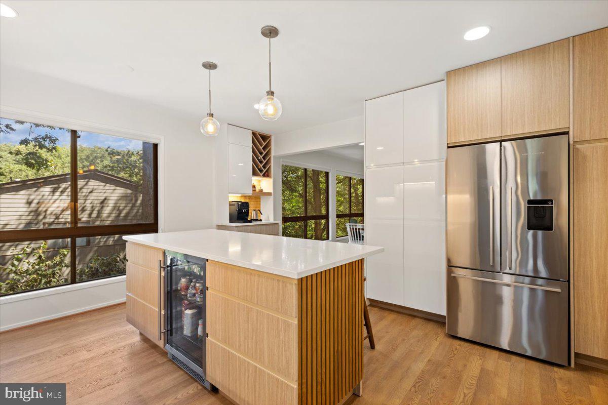 9411 FERNWOOD ROAD
