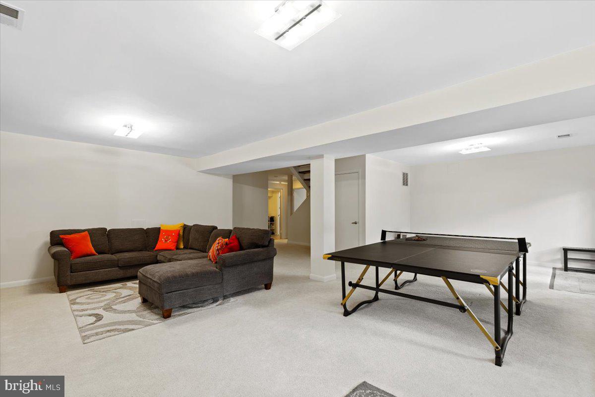 9411 FERNWOOD ROAD