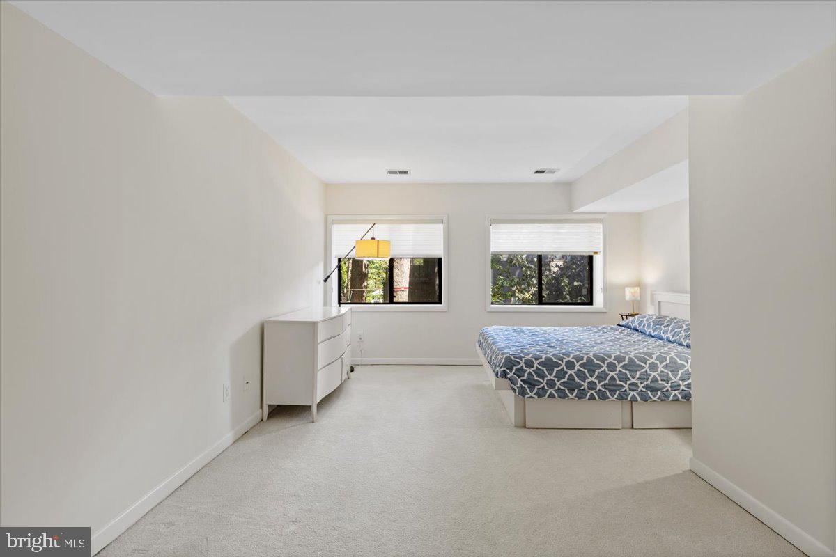 9411 FERNWOOD ROAD