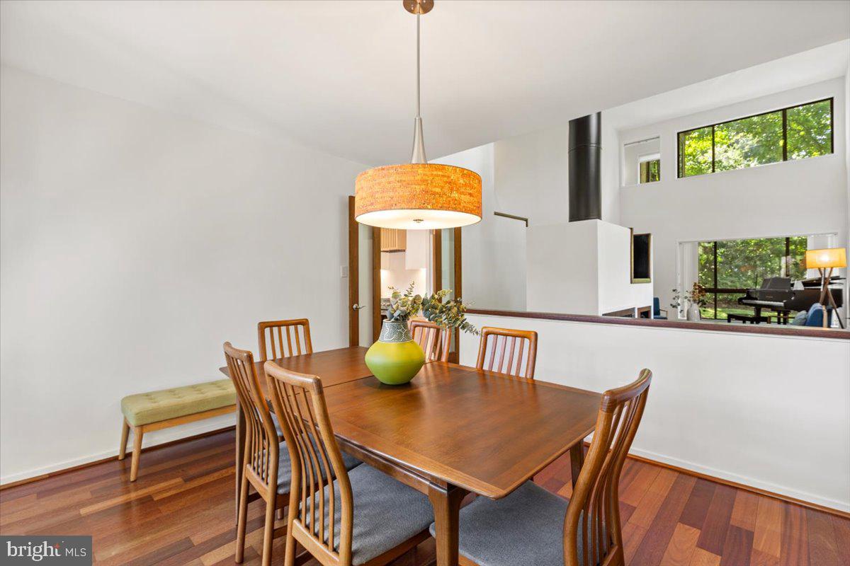 9411 FERNWOOD ROAD
