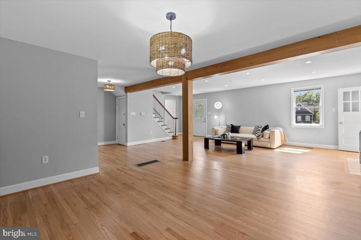 6023 WALHONDING ROAD