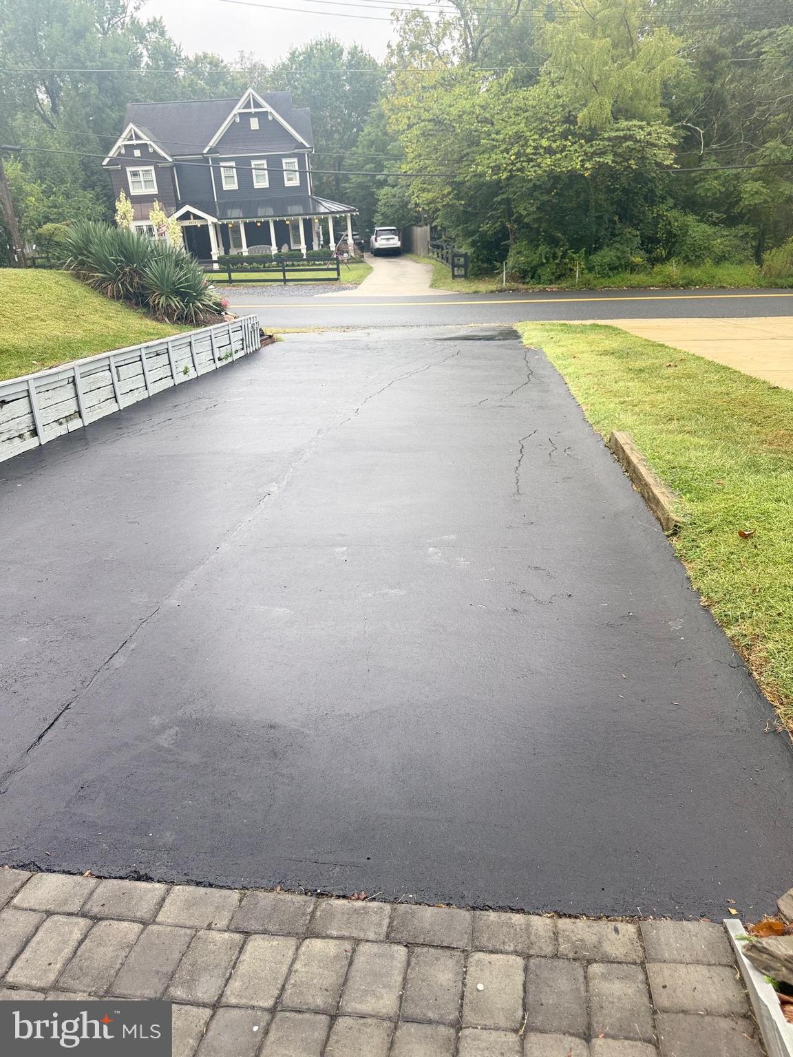 6023 WALHONDING ROAD