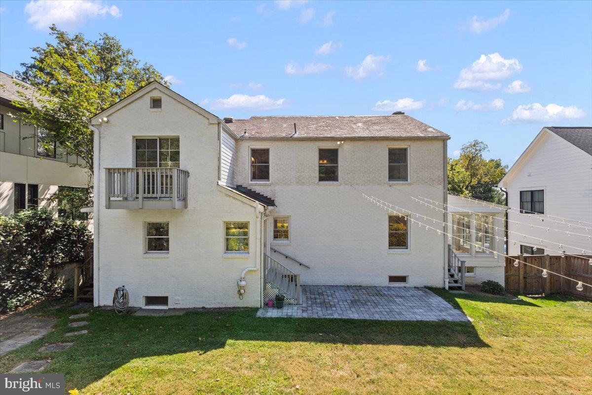 6023 WALHONDING ROAD