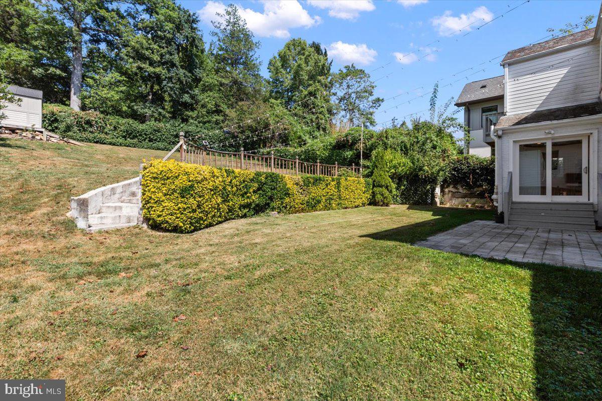 6023 WALHONDING ROAD