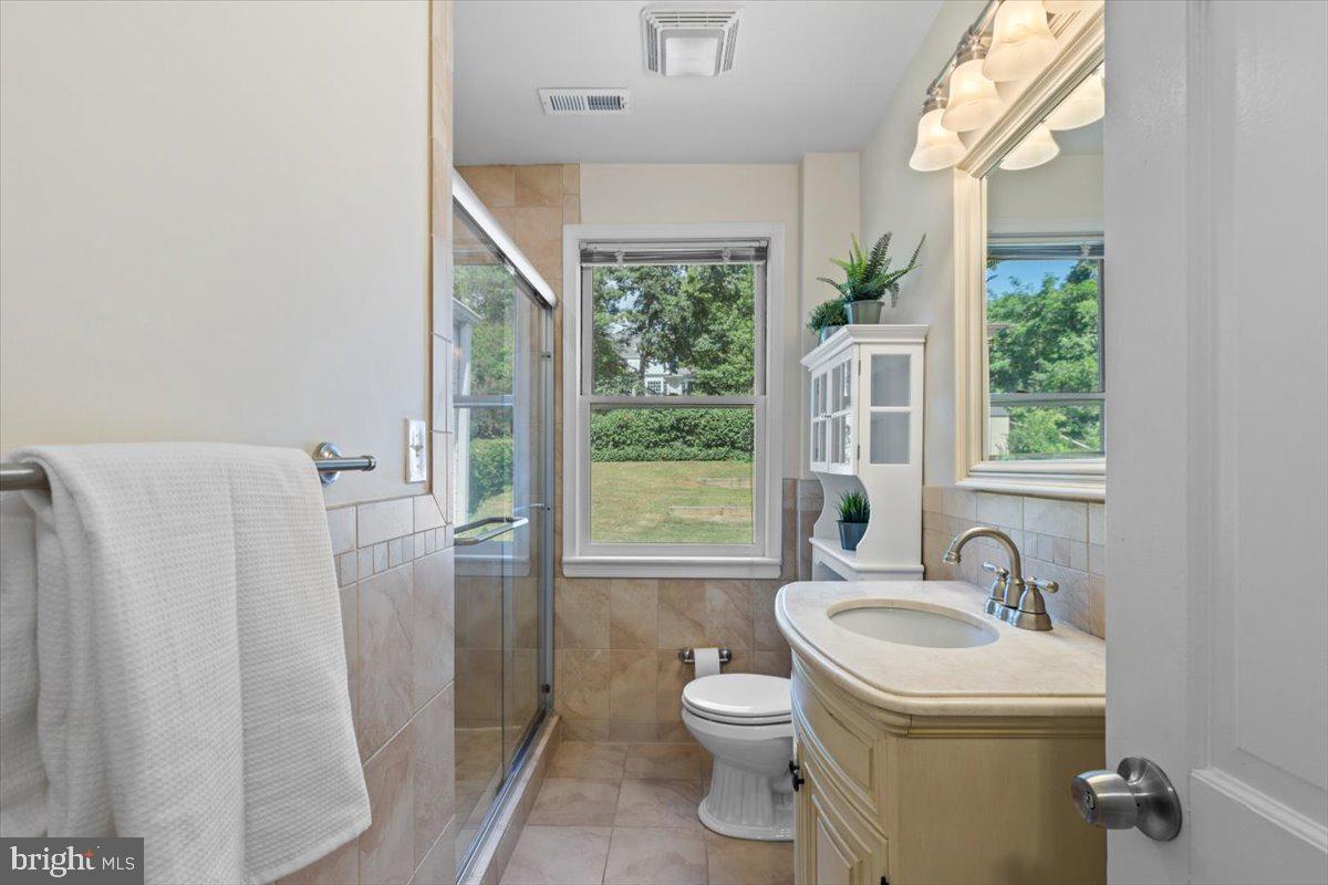 6023 WALHONDING ROAD