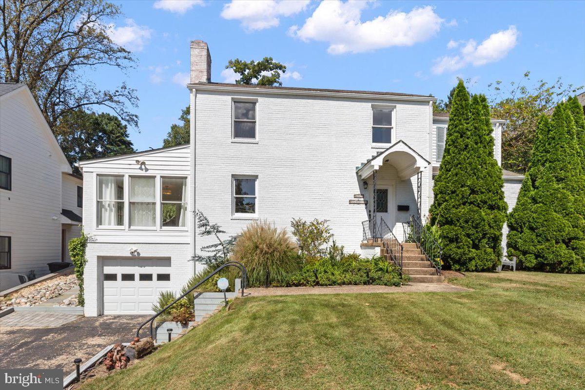 6023 WALHONDING ROAD