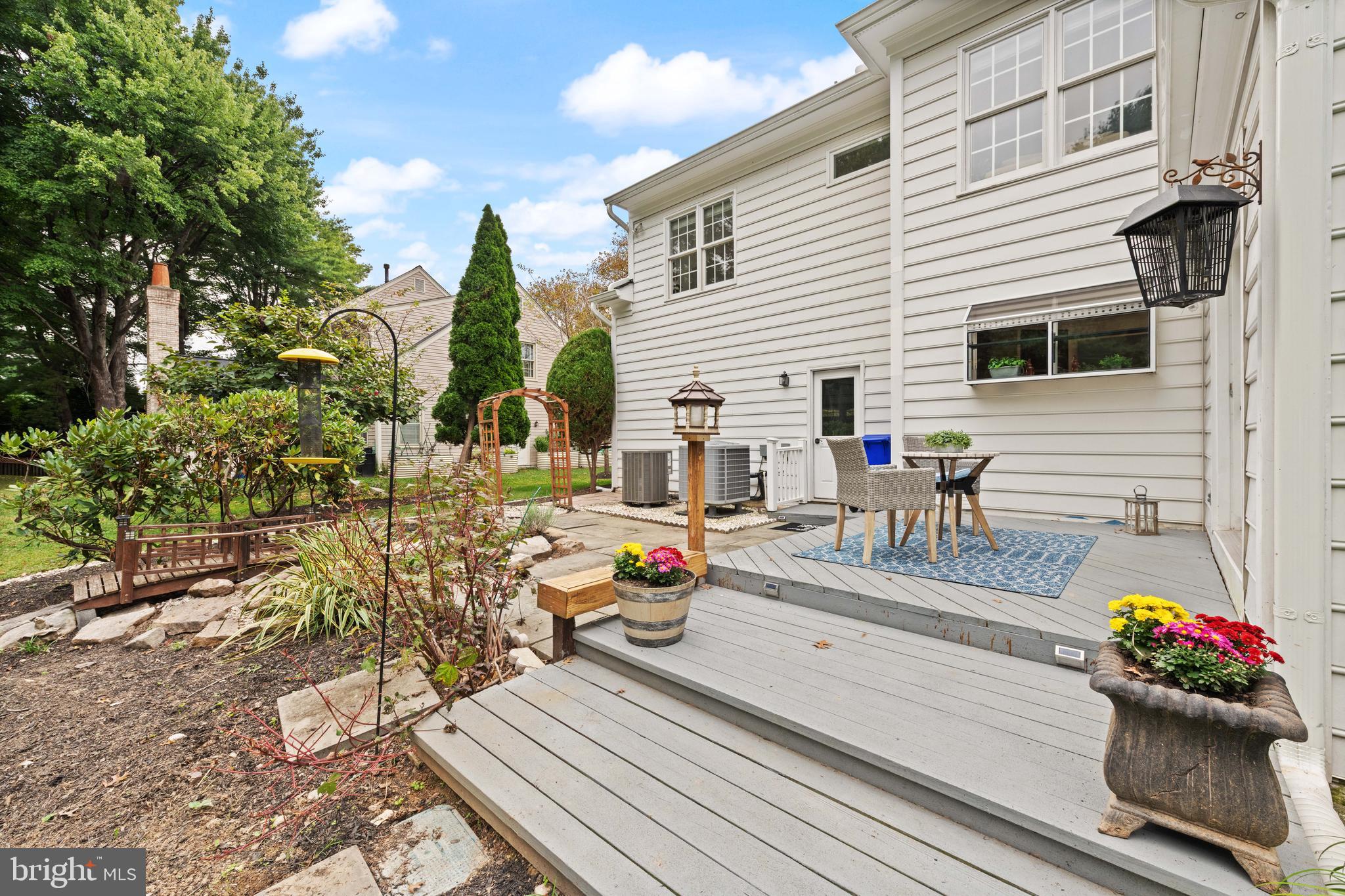 17508 APPLEWOOD LANE