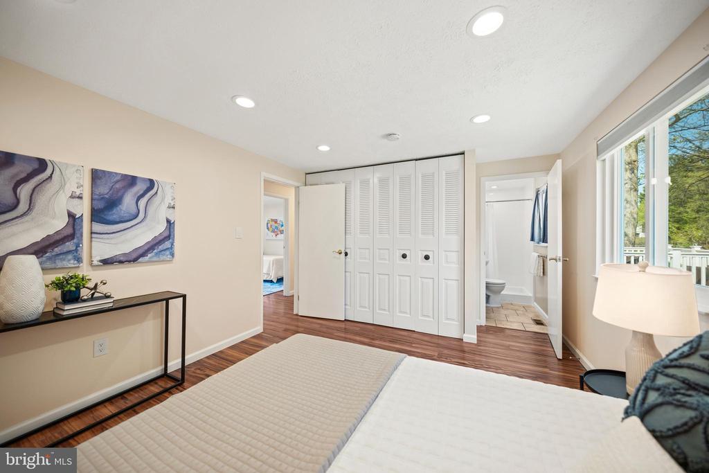 19517 LAGUNA DRIVE