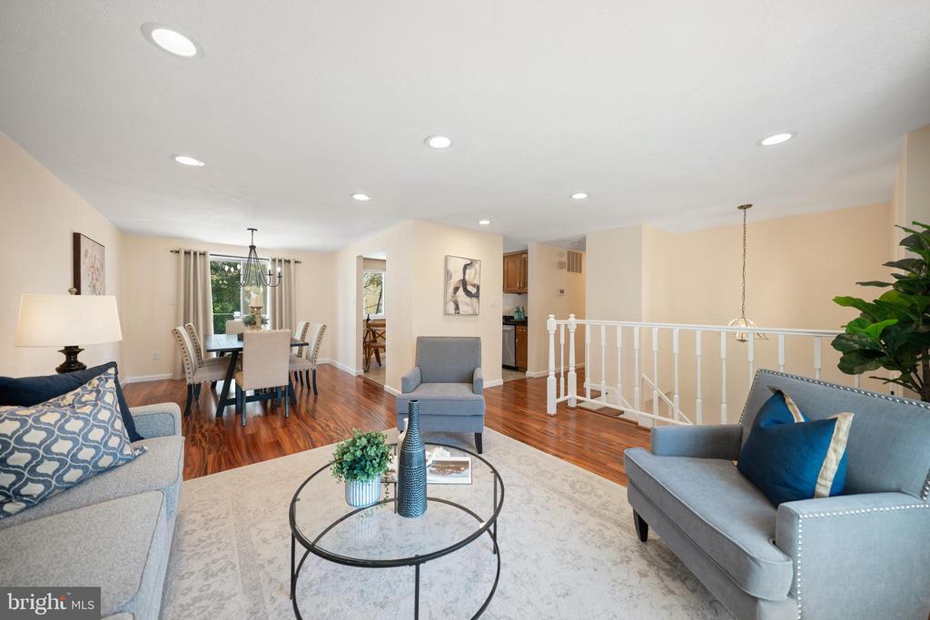 19517 LAGUNA DRIVE