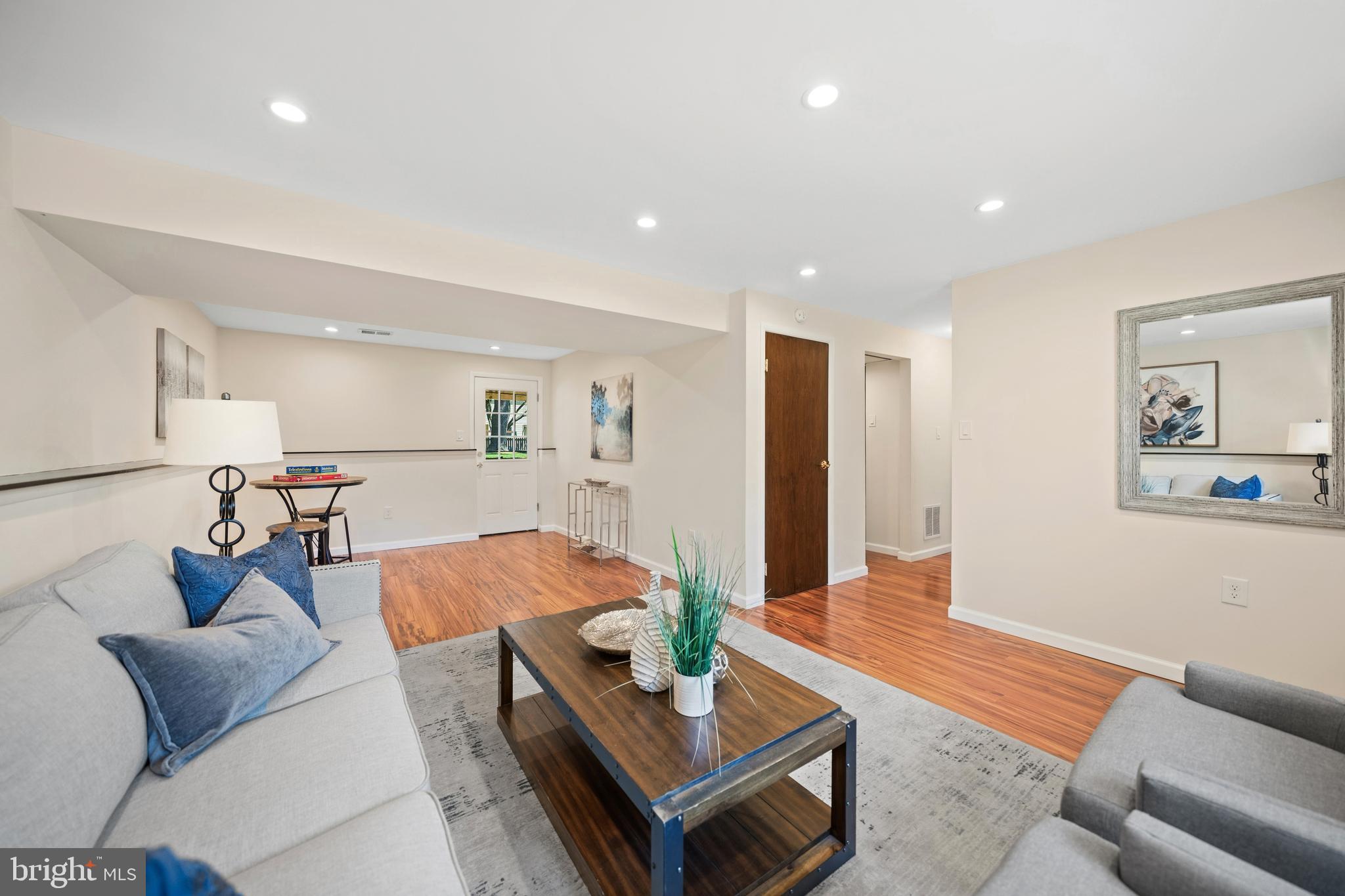 19517 LAGUNA DRIVE