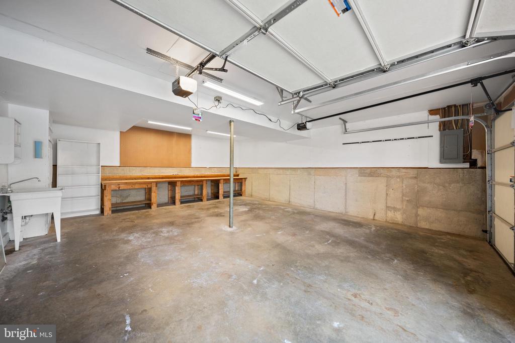 19517 LAGUNA DRIVE