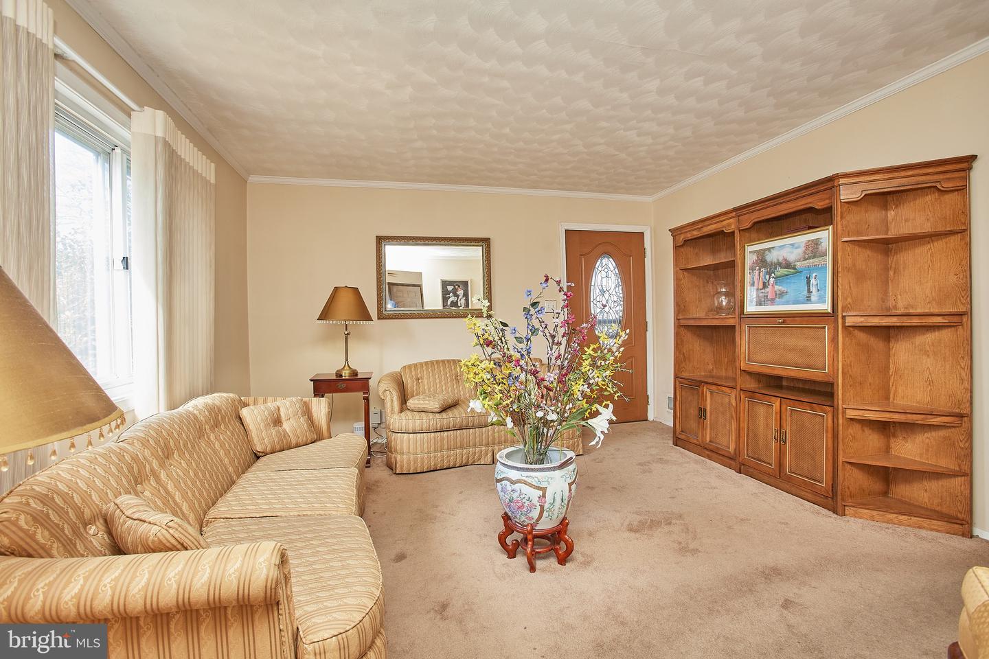 1504 COLONY ROAD