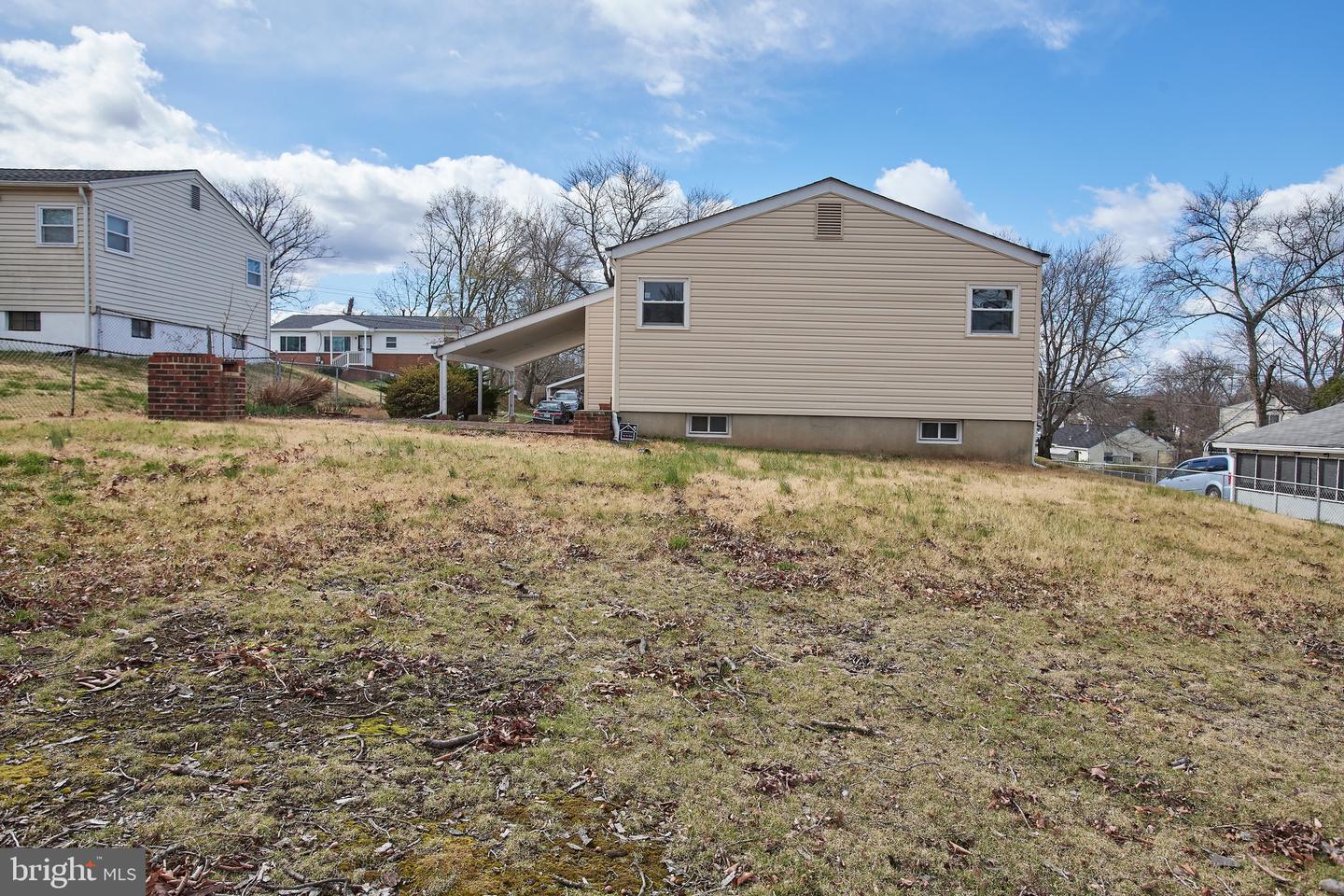 1504 COLONY ROAD