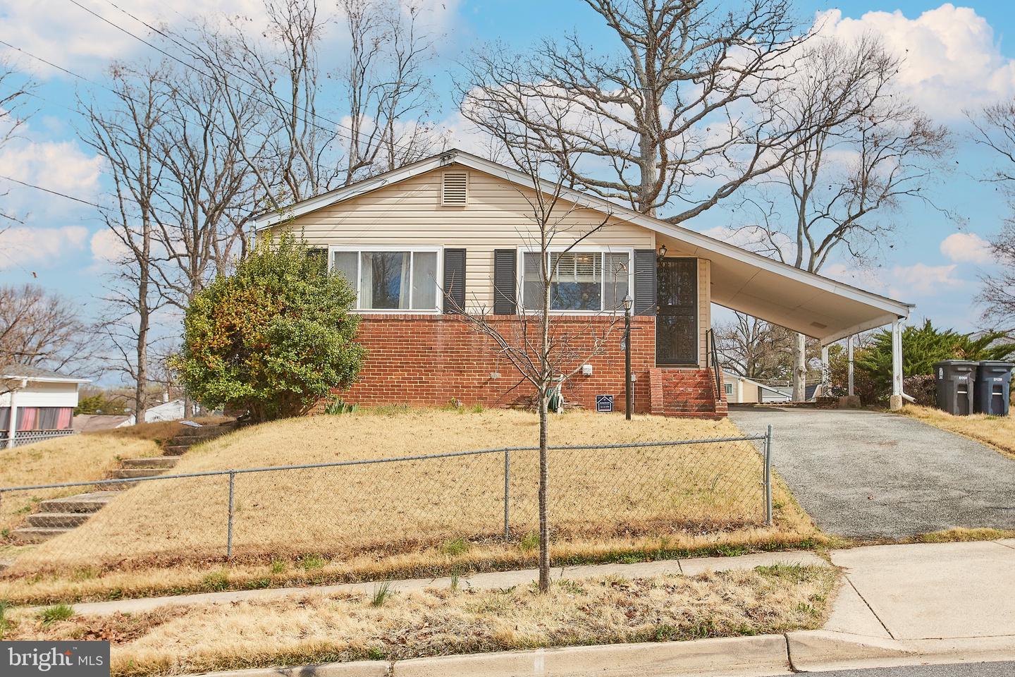 1504 COLONY ROAD