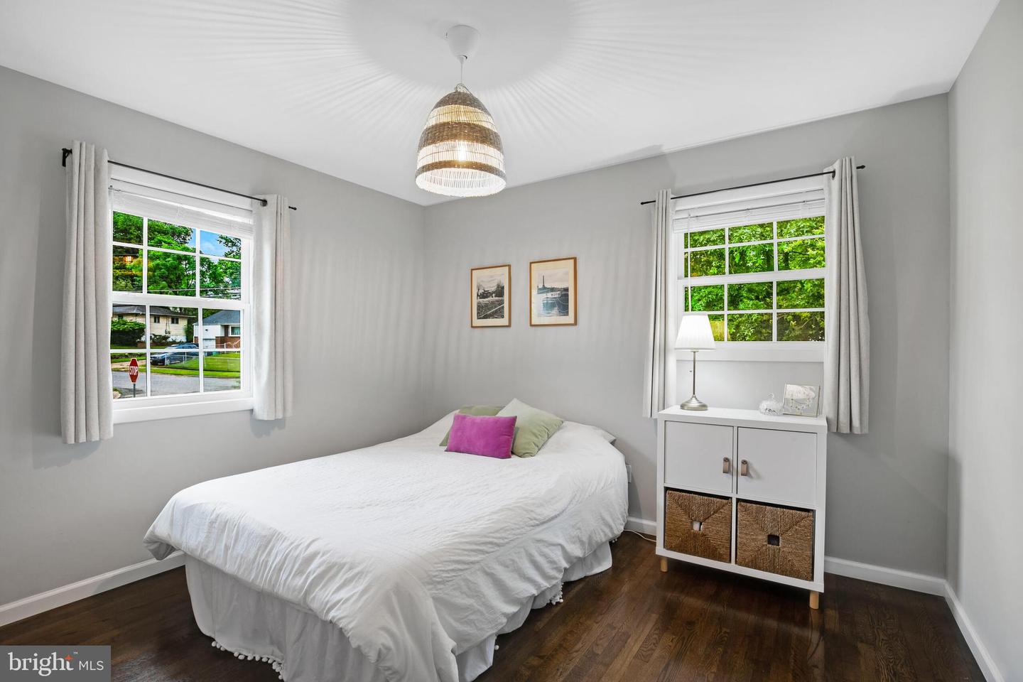 8205 Stardust Pl
