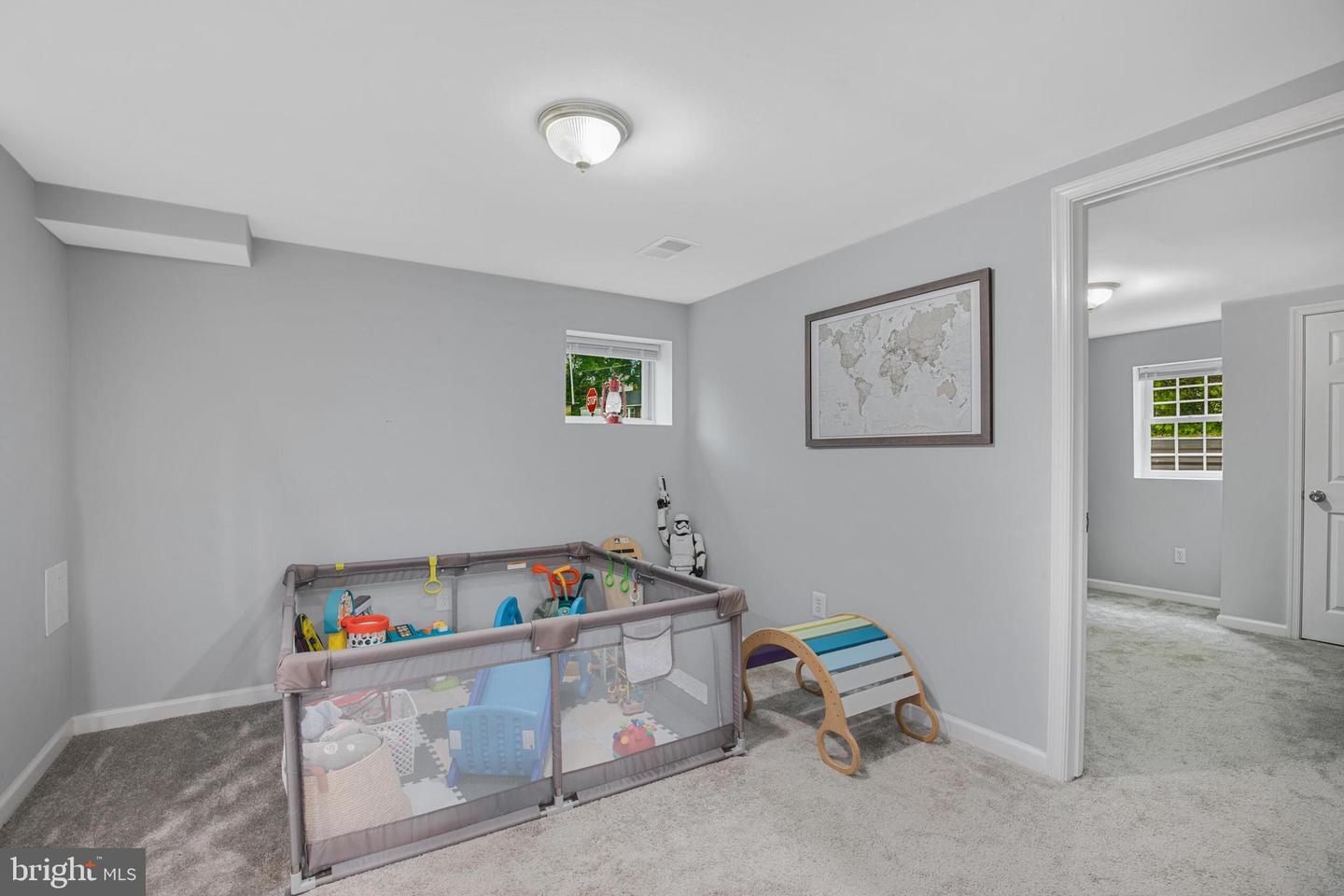 8205 Stardust Pl