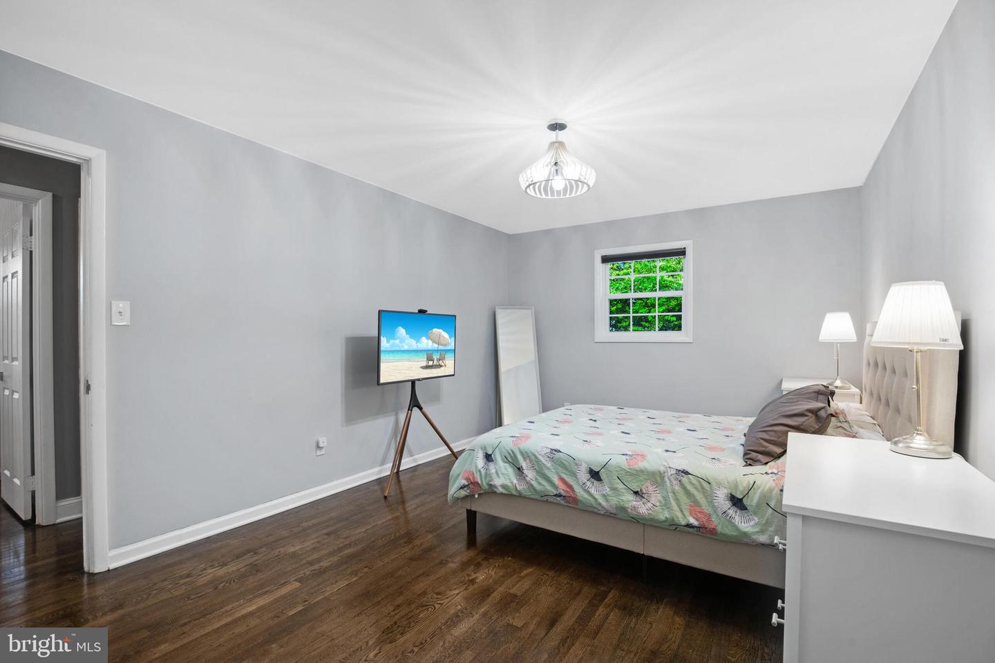 8205 Stardust Pl