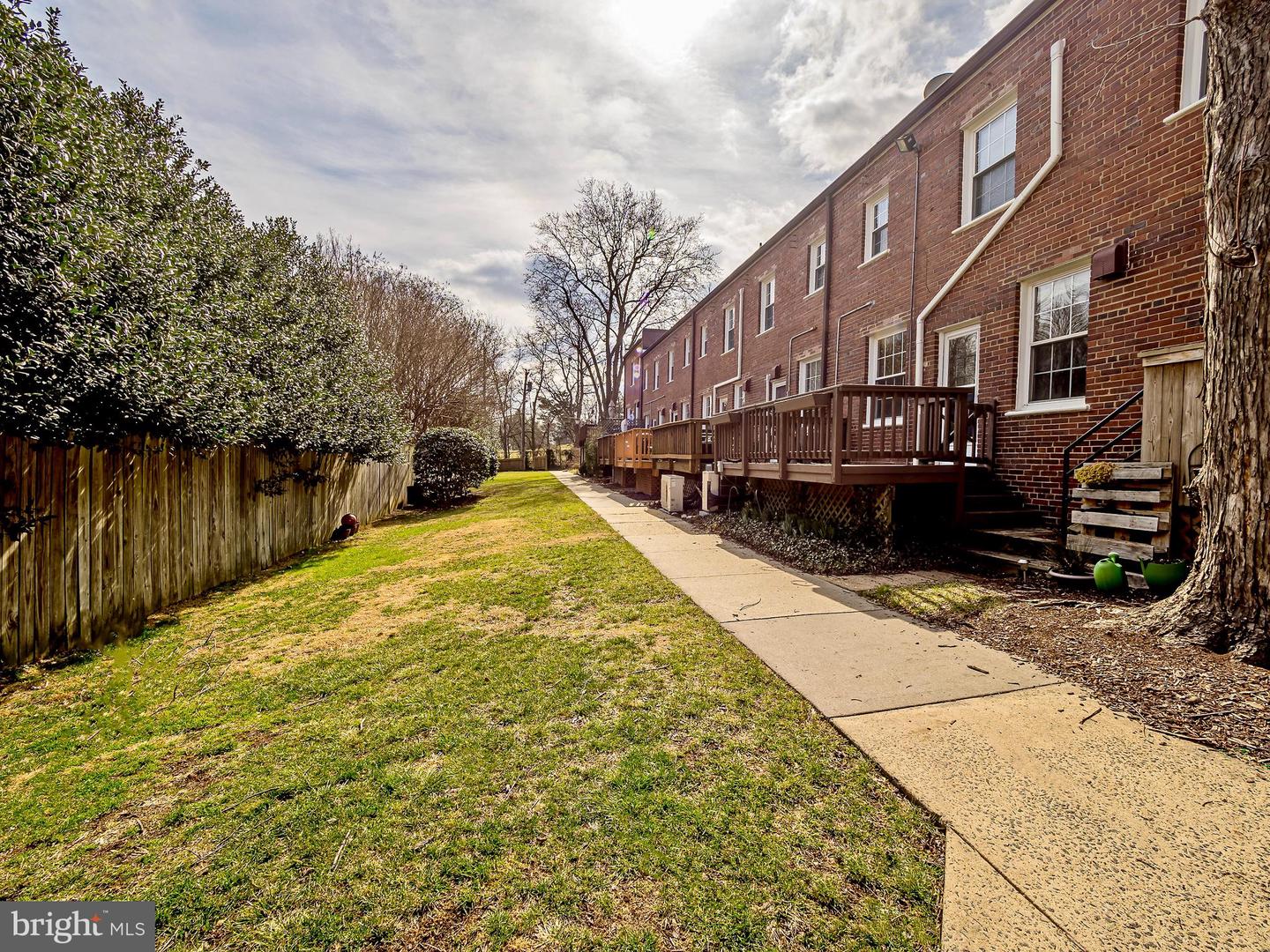 2600 16TH STREET S Unit: 743