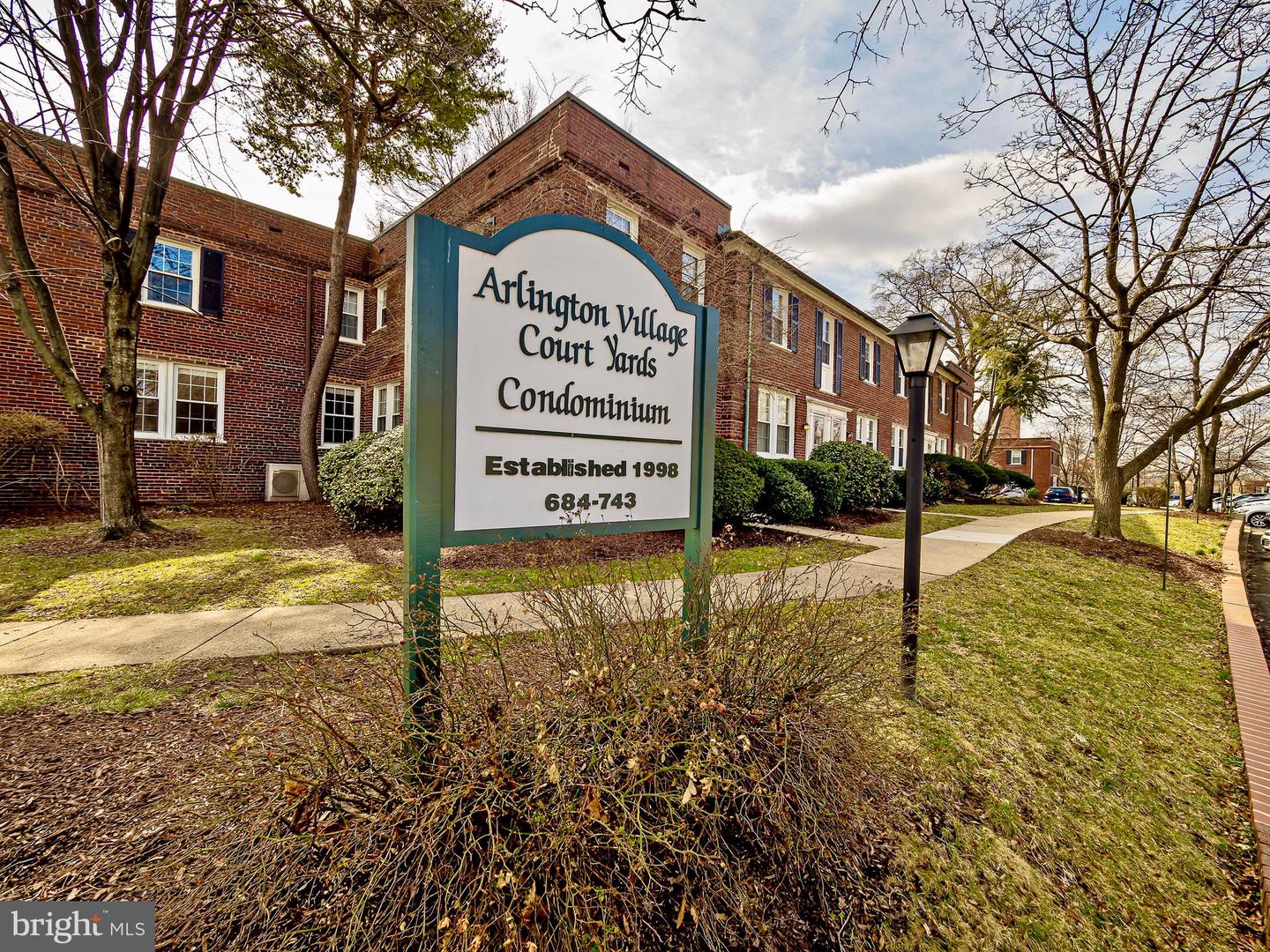 2600 16TH STREET S Unit: 743