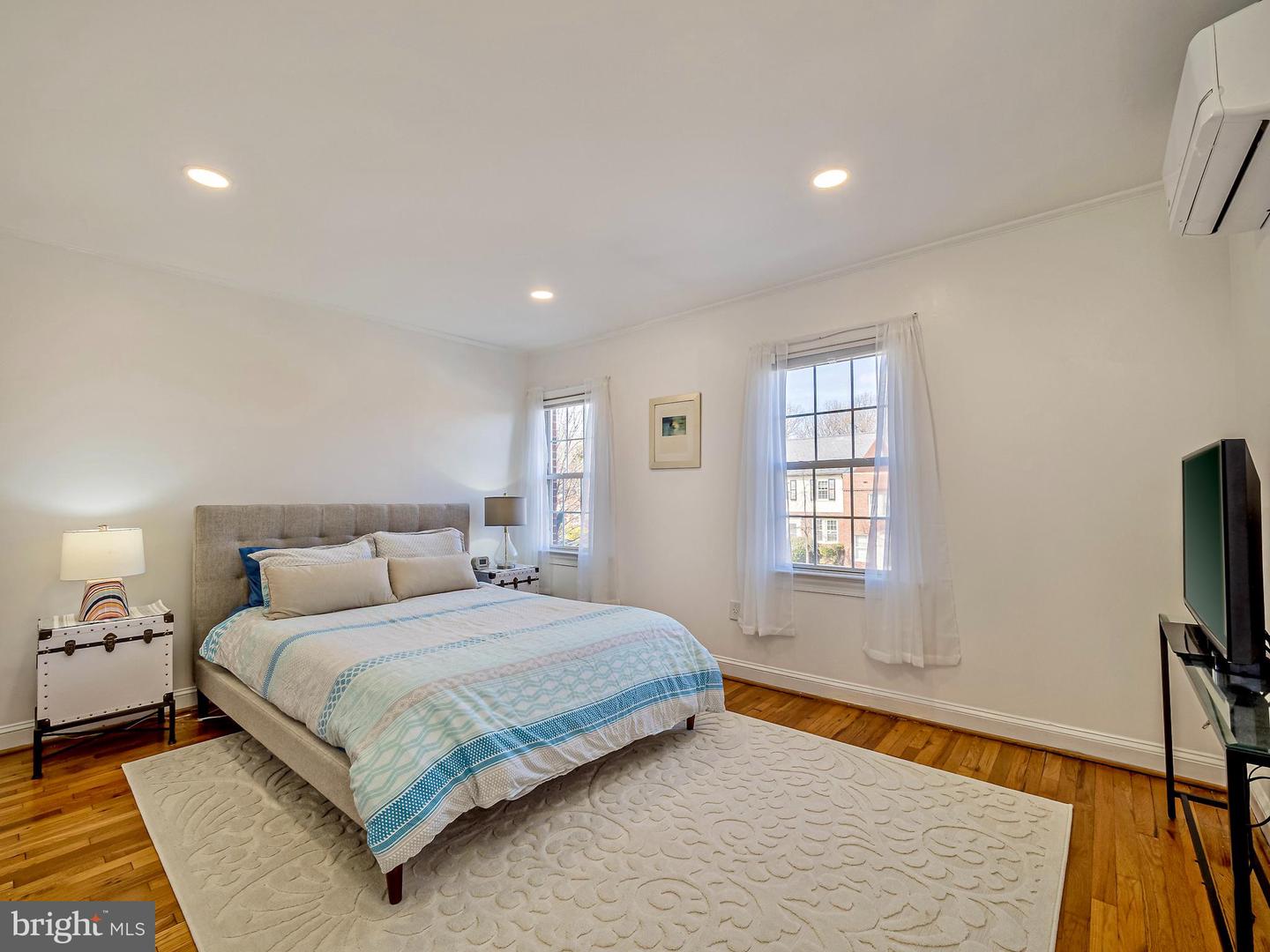 2600 16TH STREET S Unit: 743